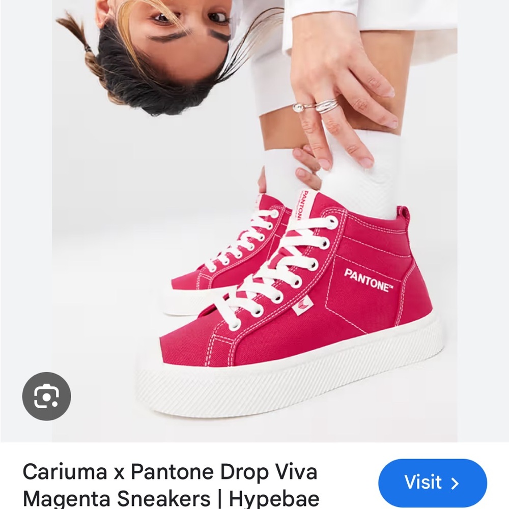 Cariuma x Pantone Viva Magenta Sneakers